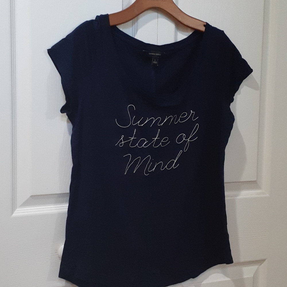 Banana Republic graphic tshirt
